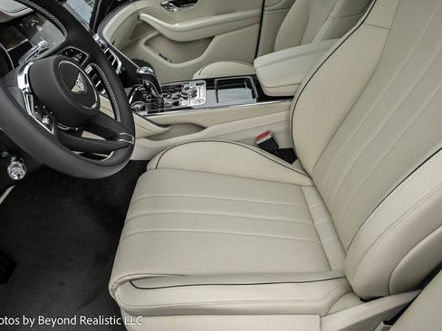 New 2026 Bentley Flying Spur Plug-In Hybrid image 25