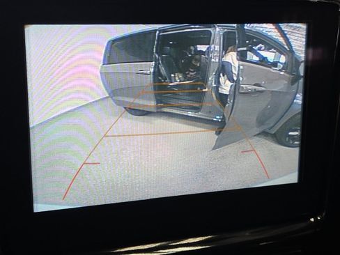 Used 2018 Chevrolet Traverse LT w/ LPO, Blackout Package image 19