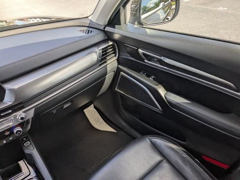 Used 2023 Kia Telluride S w/ S Sunroof Package FWD image 19