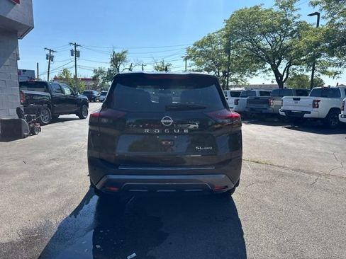 Used 2023 Nissan Rogue SL w/ SL Premium Package AWD/4WD image 3