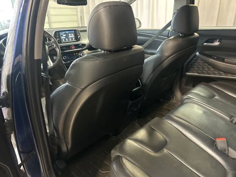 Used 2020 Hyundai Santa Fe SEL w/ Convenience + Premium Package image 19
