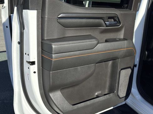 Used 2024 GMC Sierra 1500 AT4 w/ Technology Package image 14