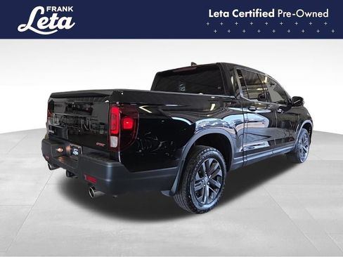 Used 2025 Honda Ridgeline Sport image 6