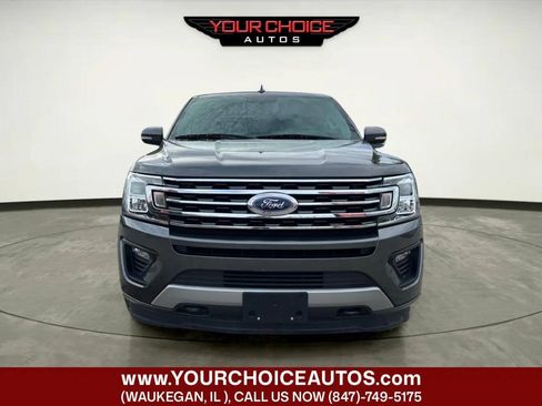 Used 2019 Ford Expedition Max XLT w/ Equipment Group 202A AWD/4WD image 9