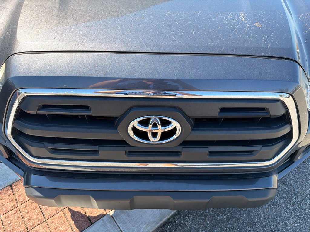Used 2017 Toyota Tacoma SR5 w/ Tow Package RWD image 13