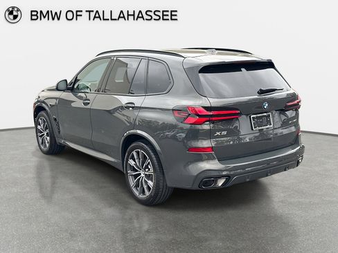 New 2026 BMW X5 sDrive40i image 7