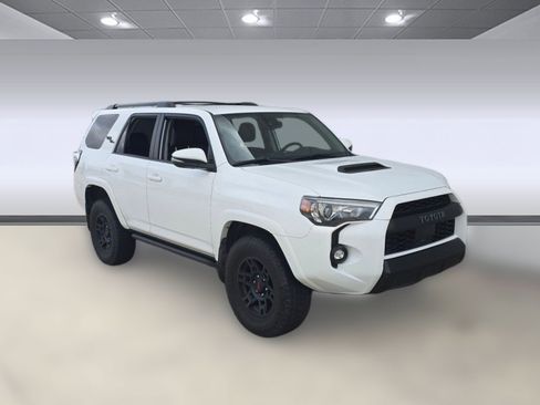 Used 2024 Toyota 4Runner TRD Off-Road Premium image 7