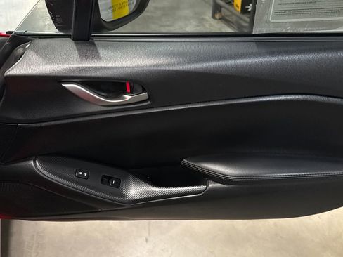 Used 2024 MAZDA MX-5 Miata Sport RWD image 12