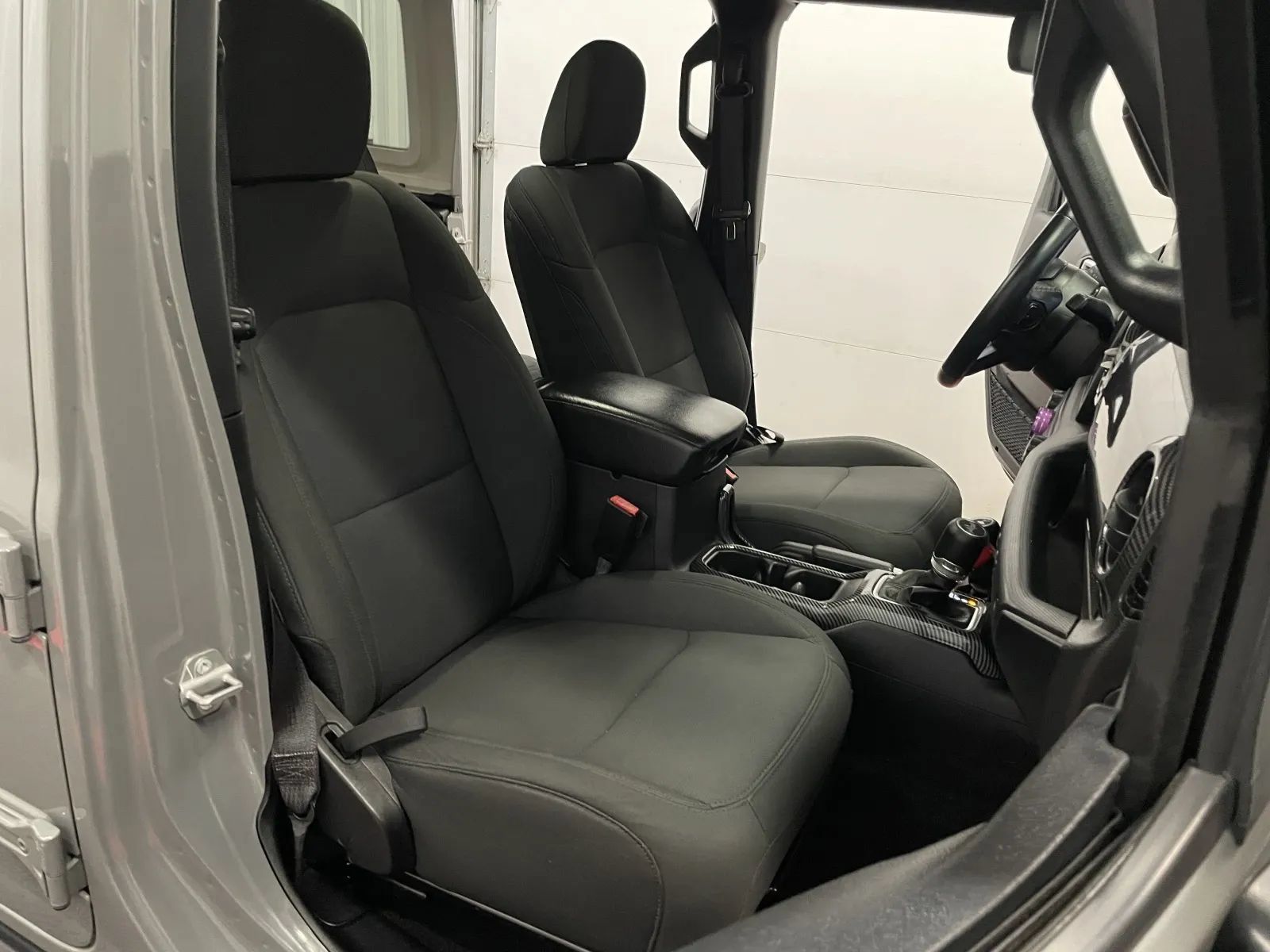 Used 2021 Jeep Wrangler Unlimited Sport AWD/4WD image 46