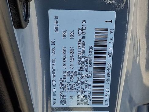 Used 2018 Toyota Tacoma TRD Sport image 22