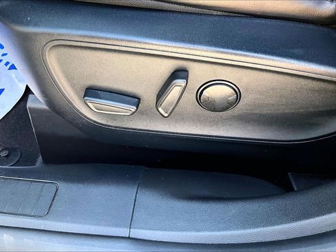 Used 2024 Ford Escape ST-Line w/ Tech Pack #1 FWD image 37
