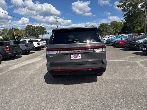 Used 2024 Lincoln Navigator Black Label image 19