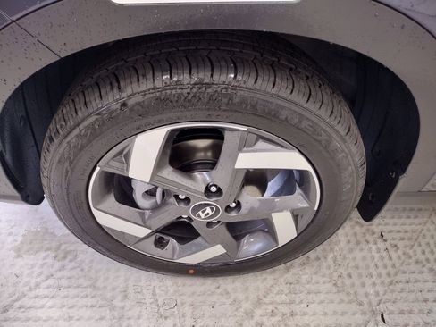 New 2026 Hyundai Venue SEL image 5