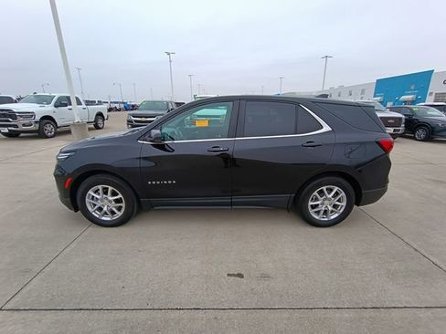 Used 2023 Chevrolet Equinox LT w/ Driver Convenience Package FWD image 7