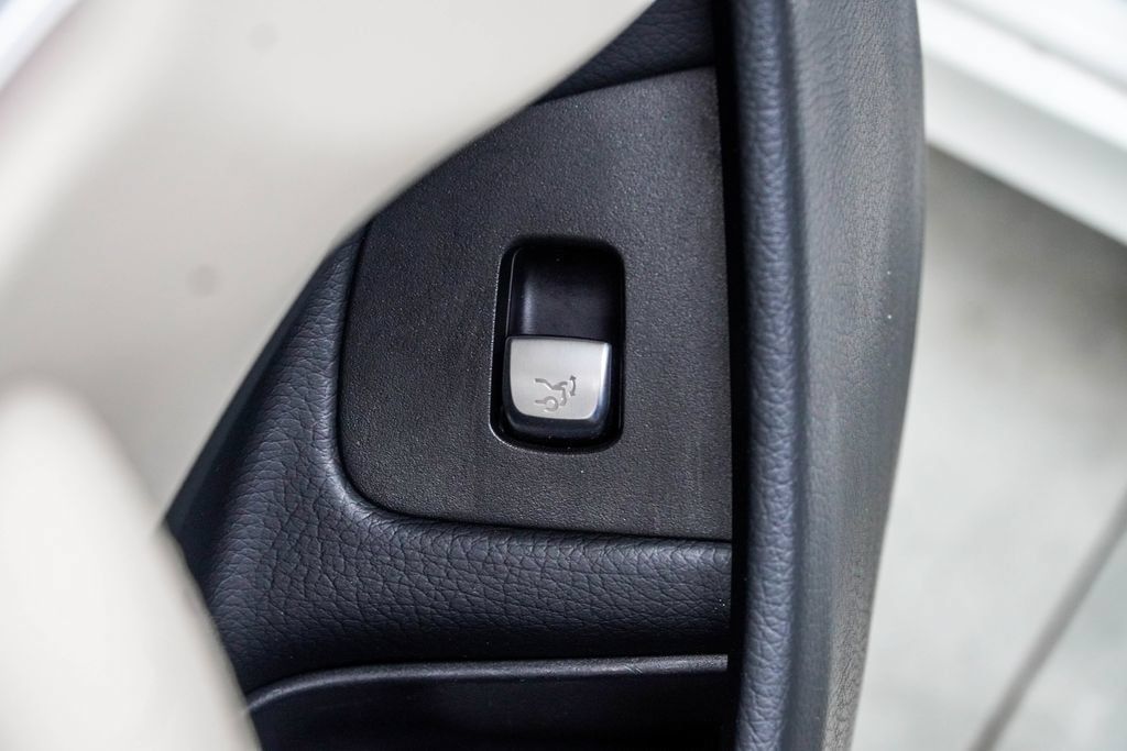 Used 2019 Mercedes-Benz E 450 4MATIC Wagon image 50