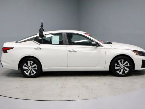 Certified 2024 Nissan Altima 2.5 S image 13