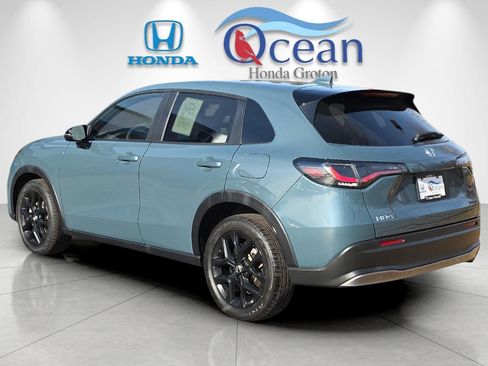 Used 2024 Honda HR-V Sport image 5