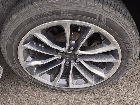 Used 2022 Jeep Wagoneer Series III w/ Premium Group I image 5