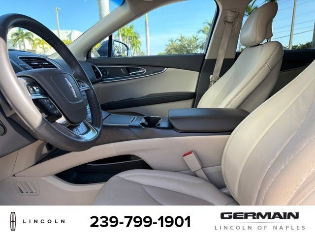 Used 2019 Lincoln Nautilus Reserve FWD image 12
