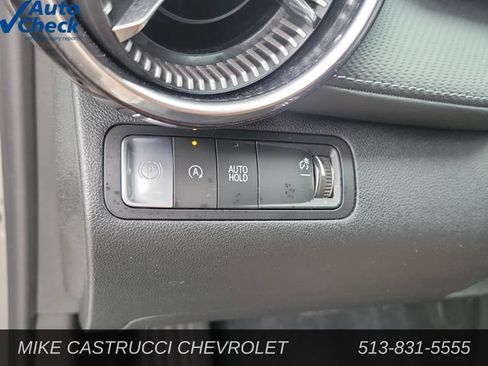 Used 2026 Chevrolet Equinox LT w/ Convenience Package II FWD image 24