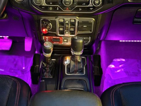 Used 2018 Jeep Wrangler Unlimited Rubicon image 45