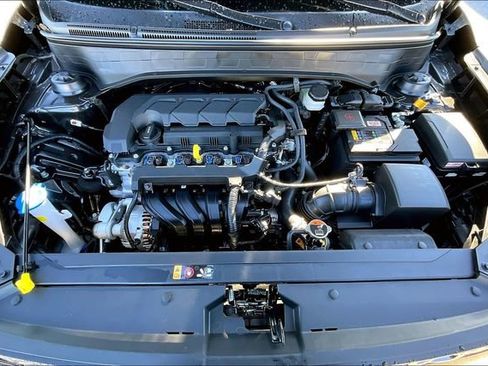 Used 2026 Hyundai Venue SEL image 10