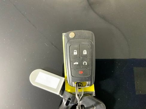 Used 2010 Chevrolet Camaro SS RWD image 39