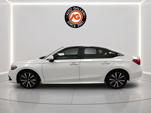 Used 2022 Honda Civic EX image 6