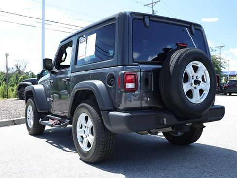 Used 2020 Jeep Wrangler Sport AWD/4WD image 7