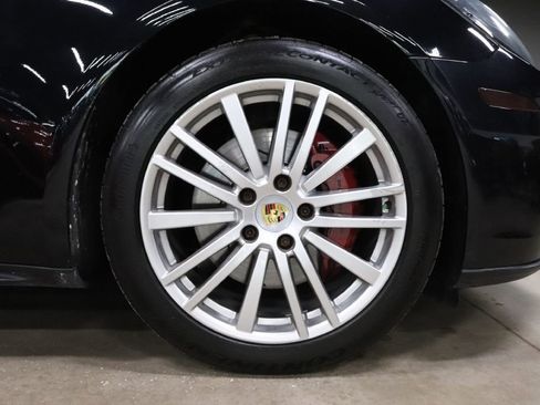 Used 2017 Porsche Panamera 4S image 35