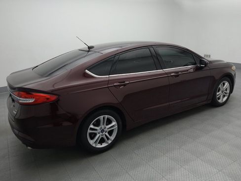 Used 2018 Ford Fusion SE w/ Fusion SE Technology Package FWD image 10
