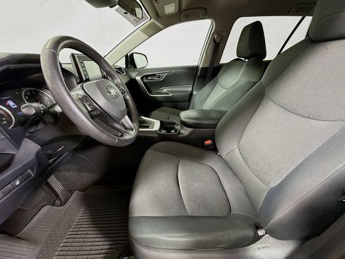 Used 2021 Toyota RAV4 XLE w/ XLE Grade Weather Package FWD image 22