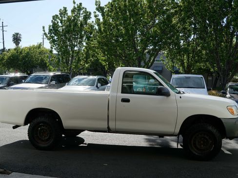 Used 2006 Toyota Tundra 2WD Regular Cab image 10