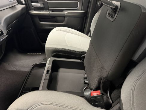 Used 2024 RAM 2500 Big Horn w/ Bed Utility Group image 28