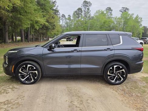 Used 2024 Mitsubishi Outlander Ralliart image 5