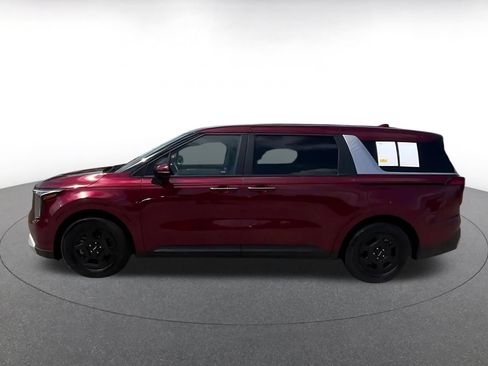 Used 2026 Kia Carnival FWD image 7