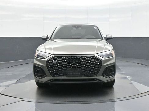 Used 2023 Audi Q5 2.0T Premium Plus w/ Premium Plus Package AWD/4WD image 2