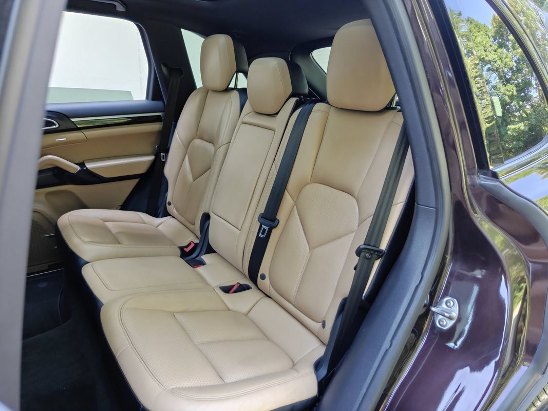 Used 2016 Porsche Cayenne AWD/4WD image 36