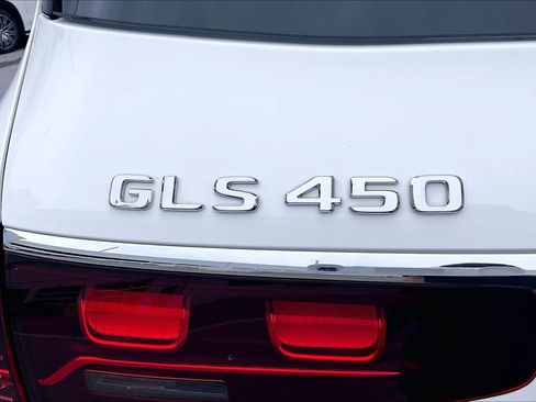 Certified 2026 Mercedes-Benz GLS 450 4MATIC image 27