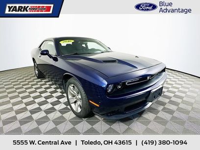 Used 2016 Dodge Challenger SXT
