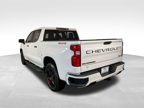 Used 2024 Chevrolet Silverado 1500 RST w/ Redline Edition AWD/4WD image 7