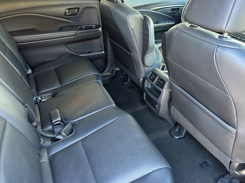 Certified 2023 Honda Passport EX-L image 29