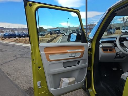 New 2025 Volkswagen ID. Buzz 1st Edition image 9