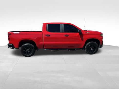 Used 2019 Chevrolet Silverado 1500 Custom Trail Boss w/ Custom Convenience Package AWD/4WD image 8