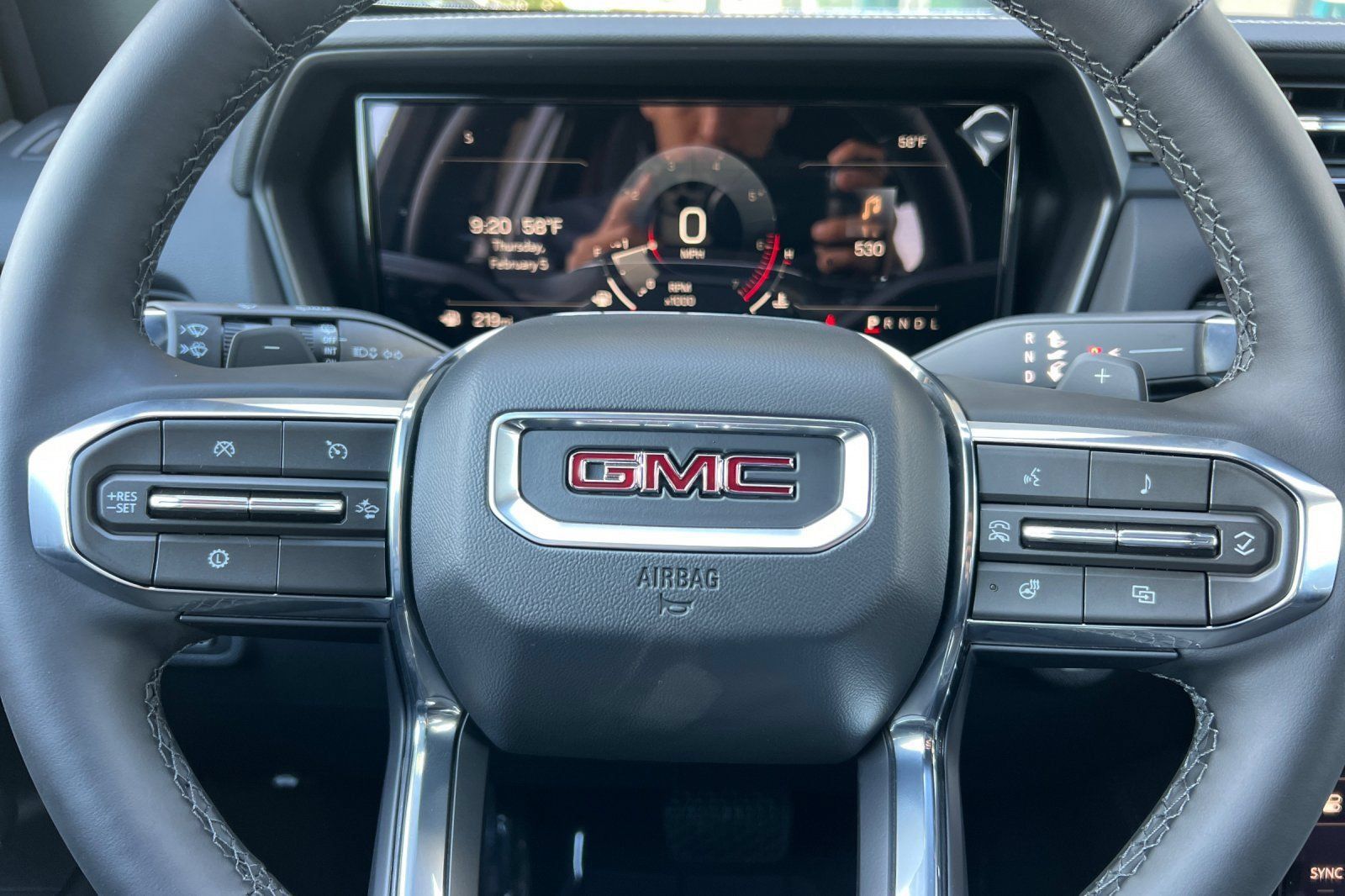 New 2026 GMC Terrain Elevation w/ Elevation Premium Package FWD image 25