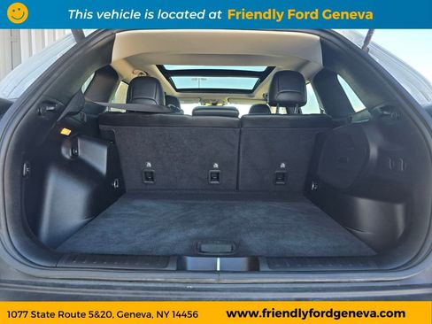 Used 2021 Jeep Cherokee Limited AWD/4WD image 10