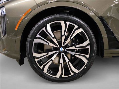 New 2026 BMW X7 xDrive40i w/ Executive Package image 10