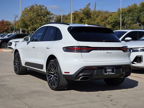 Used 2022 Porsche Macan image 7