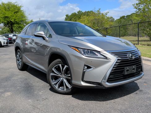 Used 2018 Lexus RX 350 FWD w/ Premium Package image 2