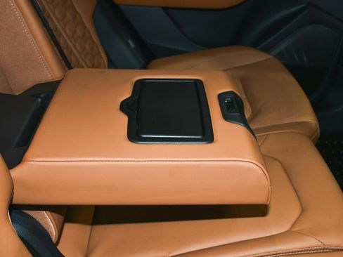 Used 2024 Audi RS Q8 w/ Black Optic Package image 79